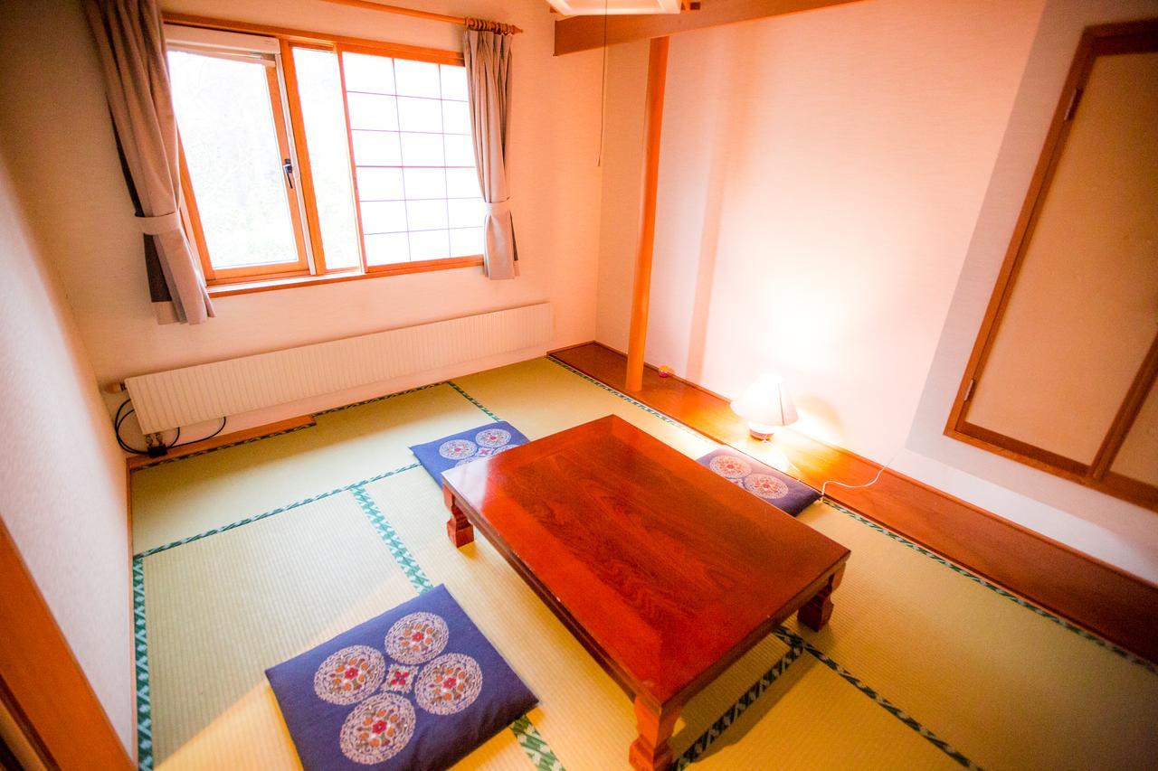 Rusutsu Lodges Pension Lilla Huset Niseko Exterior photo